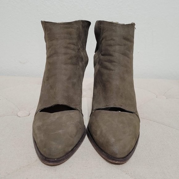 Joe's Jeans Avryl Cutout  Bootie Dark Olive Green Size 8 - Picture 3 of 9